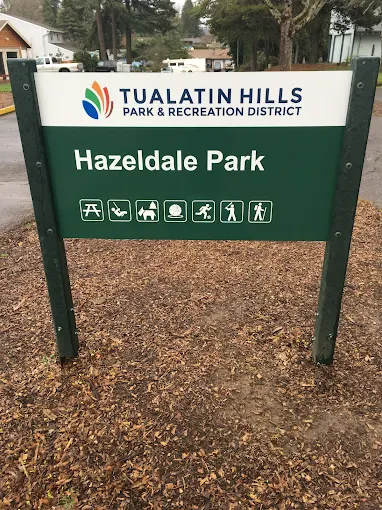 Hazeldale Park Dog Park in Aloha